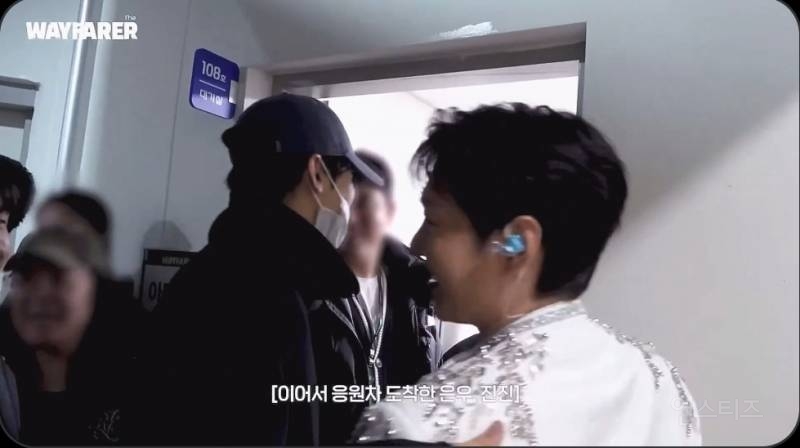  의외로 엄청 친해보이는 두사람.jpg
