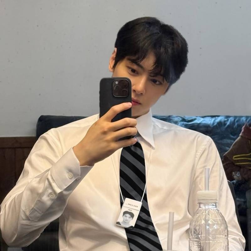 블라인드까지 올라온 차은우 닮은 SSG직원.jpg | 인스티즈