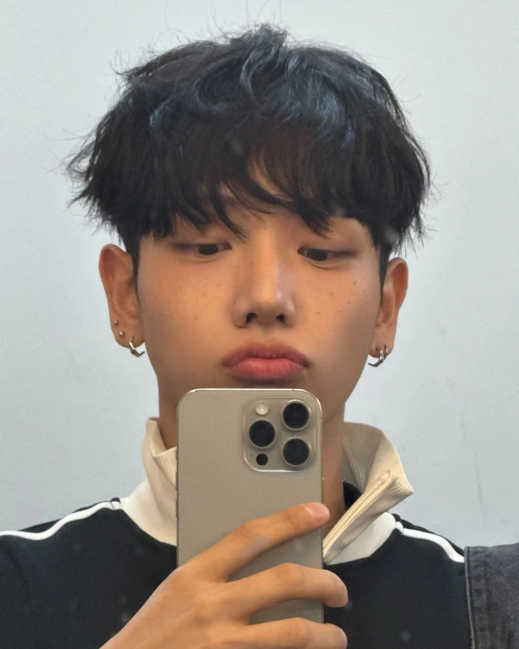 상당히 멤.놀.깔 명재현 명왼 명른 셀카 webp (4) 공유 | 인스티즈