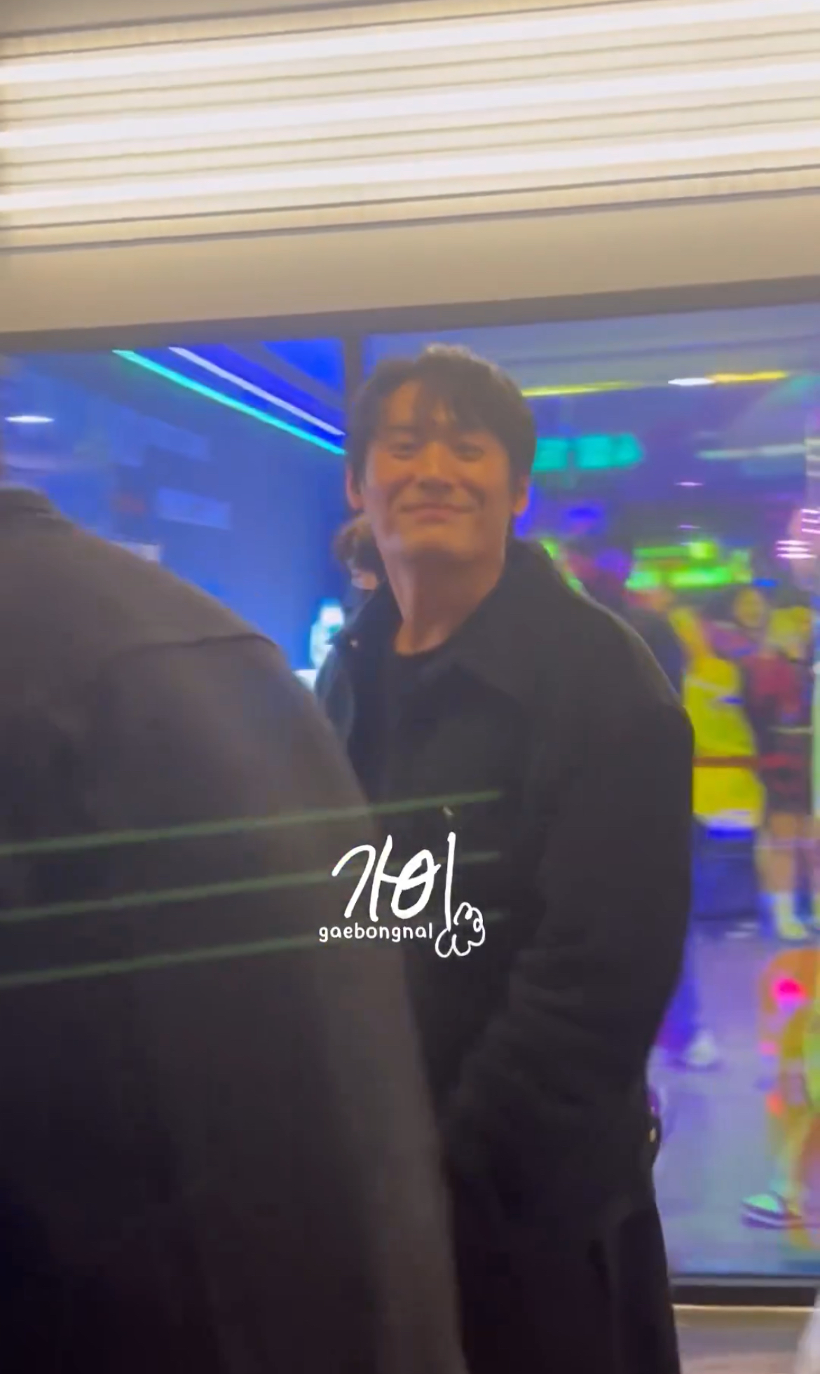 [잡담] 헐 야당 시사회 강유석 최대훈도 왔어…너무 잘생겼어… | 인스티즈