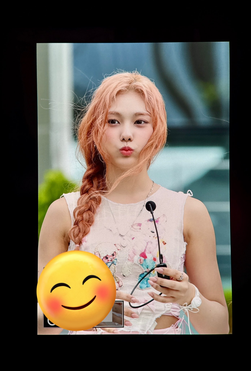 오늘자 강풍 속에서 미팬한 여자아이돌 | 인스티즈
