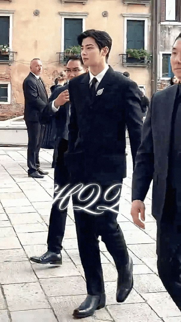 차은우를 실제로 보면 얼굴보다 먼저 보인다는 것.JPG | 인스티즈