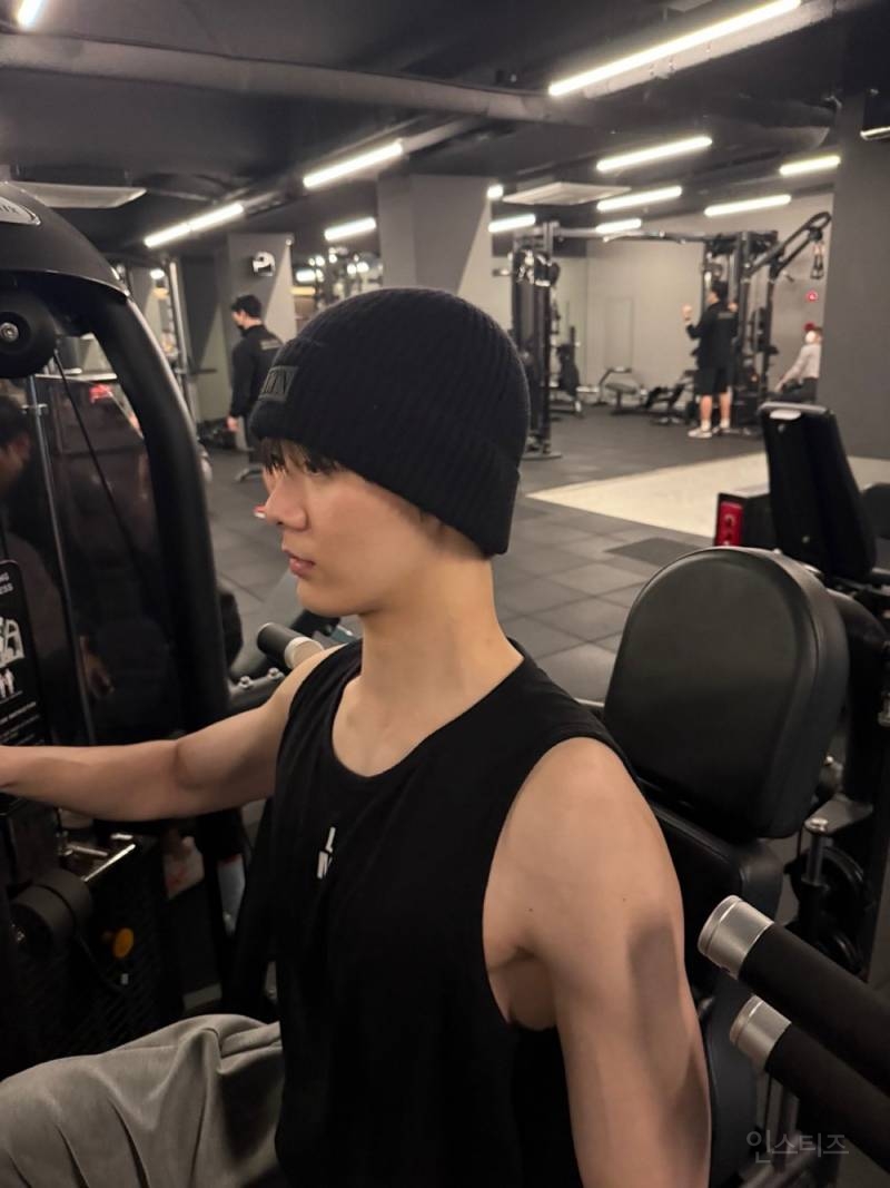 비주얼 청순상인 아스트로 멤버.jpg | 인스티즈