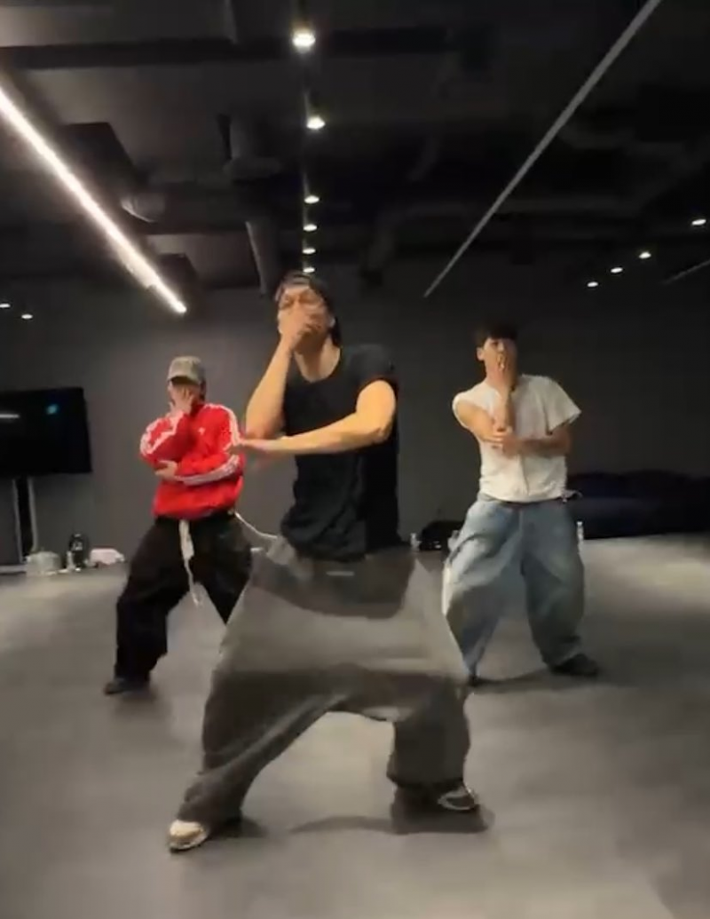 밀린 토크 개꼈던 엑소 카이 쇼케이스 현장ㅋㅋㅋㅋㅋㅋㅋㅋ | 인스티즈
