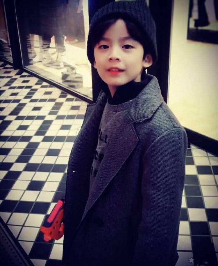 방시혁 조심하라고 그랬던 아빠어디가 찬호 근황.JPG | 인스티즈