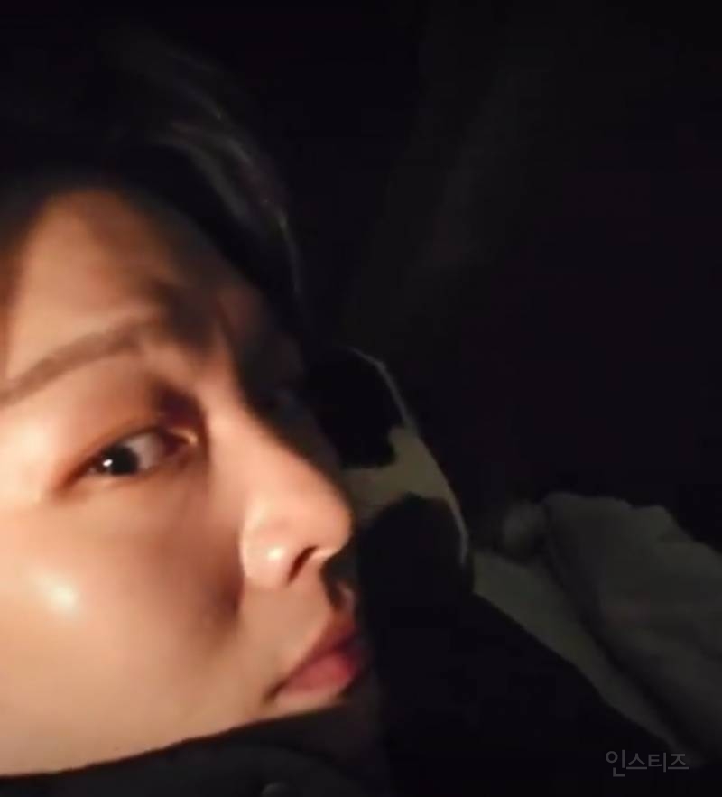 애기깰까봐 걱정하는 아빠 보는줄.jpg | 인스티즈