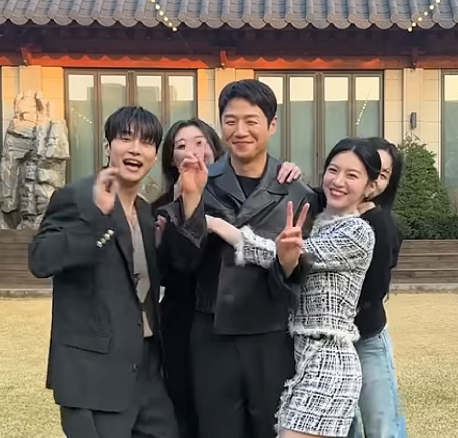 [잡담] 고윤정이 정준원 안았어 안았다고......ㅠㅠㅠㅠㅠ | 인스티즈