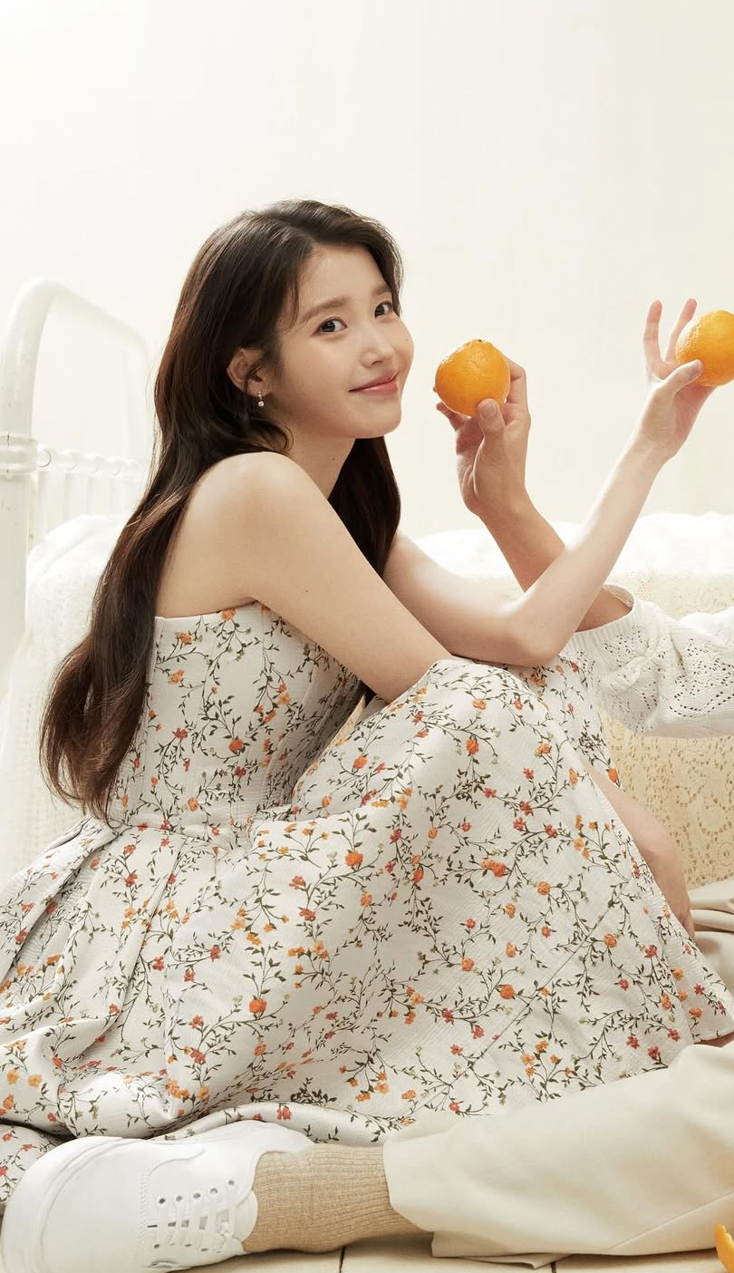 [잡담] 아이유 백상때 이런 느낌이면 좋겠다.. | 인스티즈