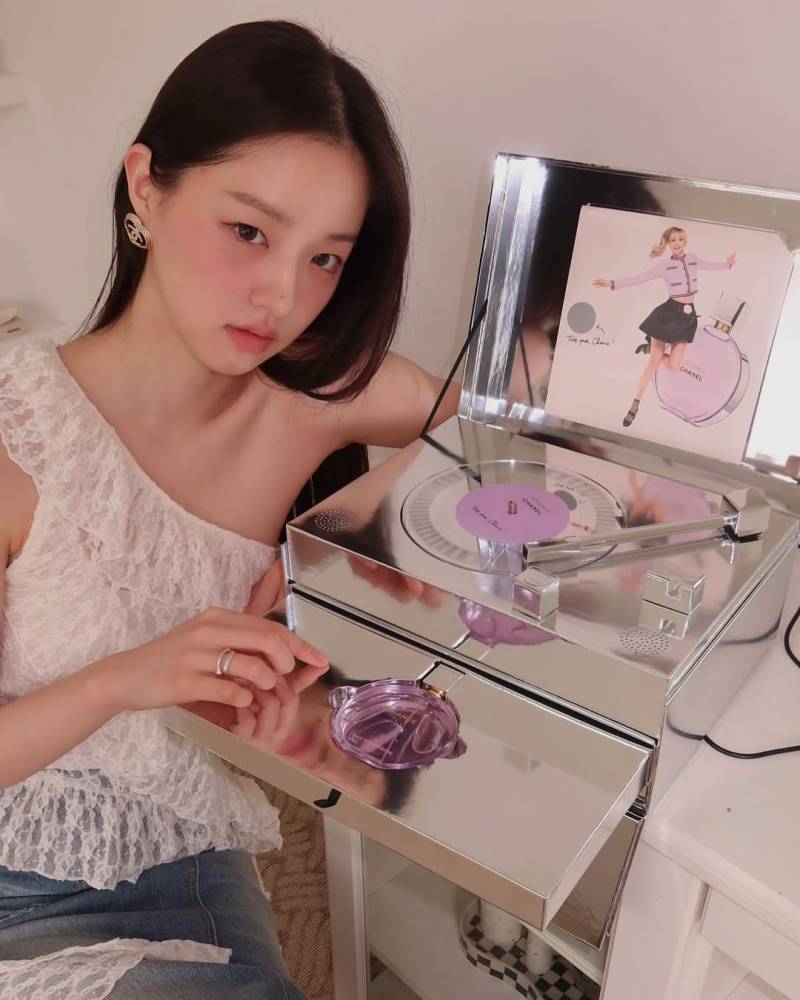 약 8년 만에 신규 런칭한 샤넬 향수 론칭 이벤트 한국 대표로 참여한 모델 비주얼 | 인스티즈