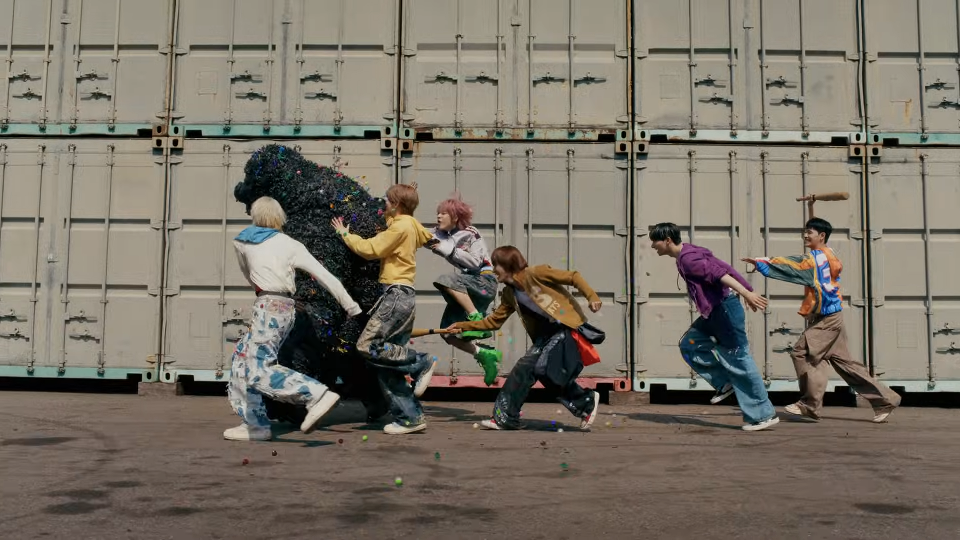 뮤비에서 떡고 괴롭히는 남돌.jyp | 인스티즈