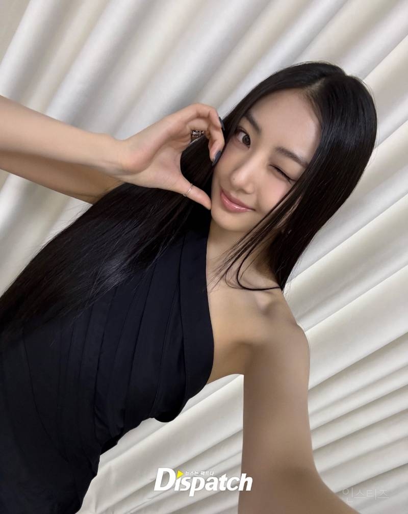 미야오(meovv) 디스패치 화보 셀카...jpg | 인스티즈