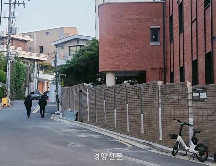  [단독] 경찰, 한덕수 자택만 &apos;24시간 경비 인력 투입&apos;···왜?