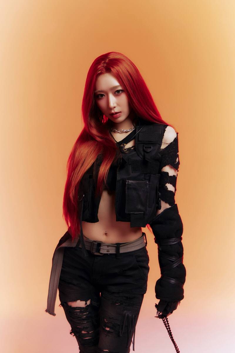 엑신(X:IN) 세 번째 미니앨범 'Defend Myself' 블랙 콘셉트 포토 | 인스티즈