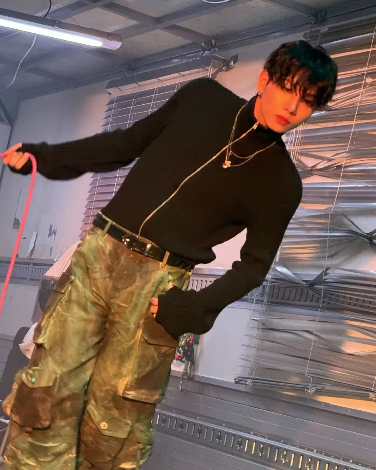 명재현 명왼 명른 뉴 셀피 (4) webp 공유 | 인스티즈