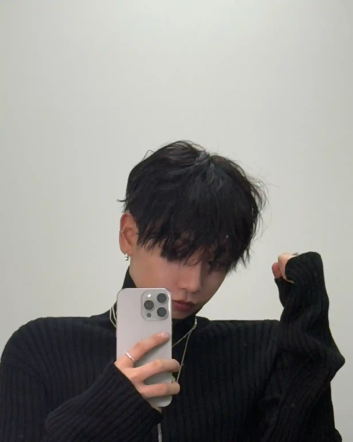 명재현 명왼 명른 뉴 셀피 (4) webp 공유 | 인스티즈