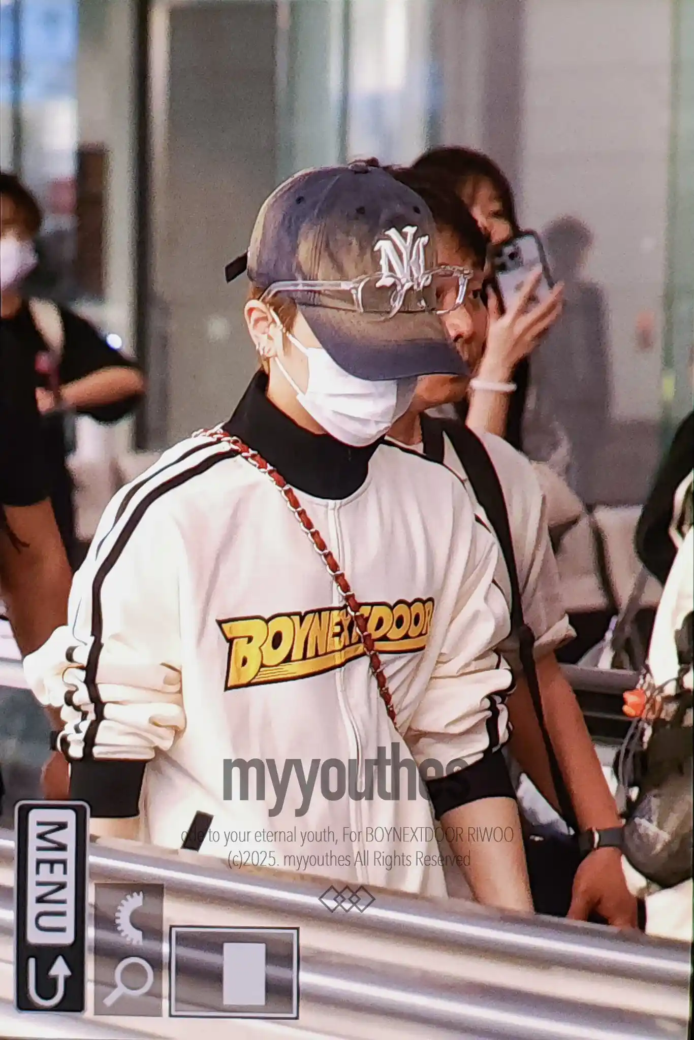 이상혁 이리우 링왼 링른 프리뷰 고화질 셀피 webp (16) 공유 | 인스티즈