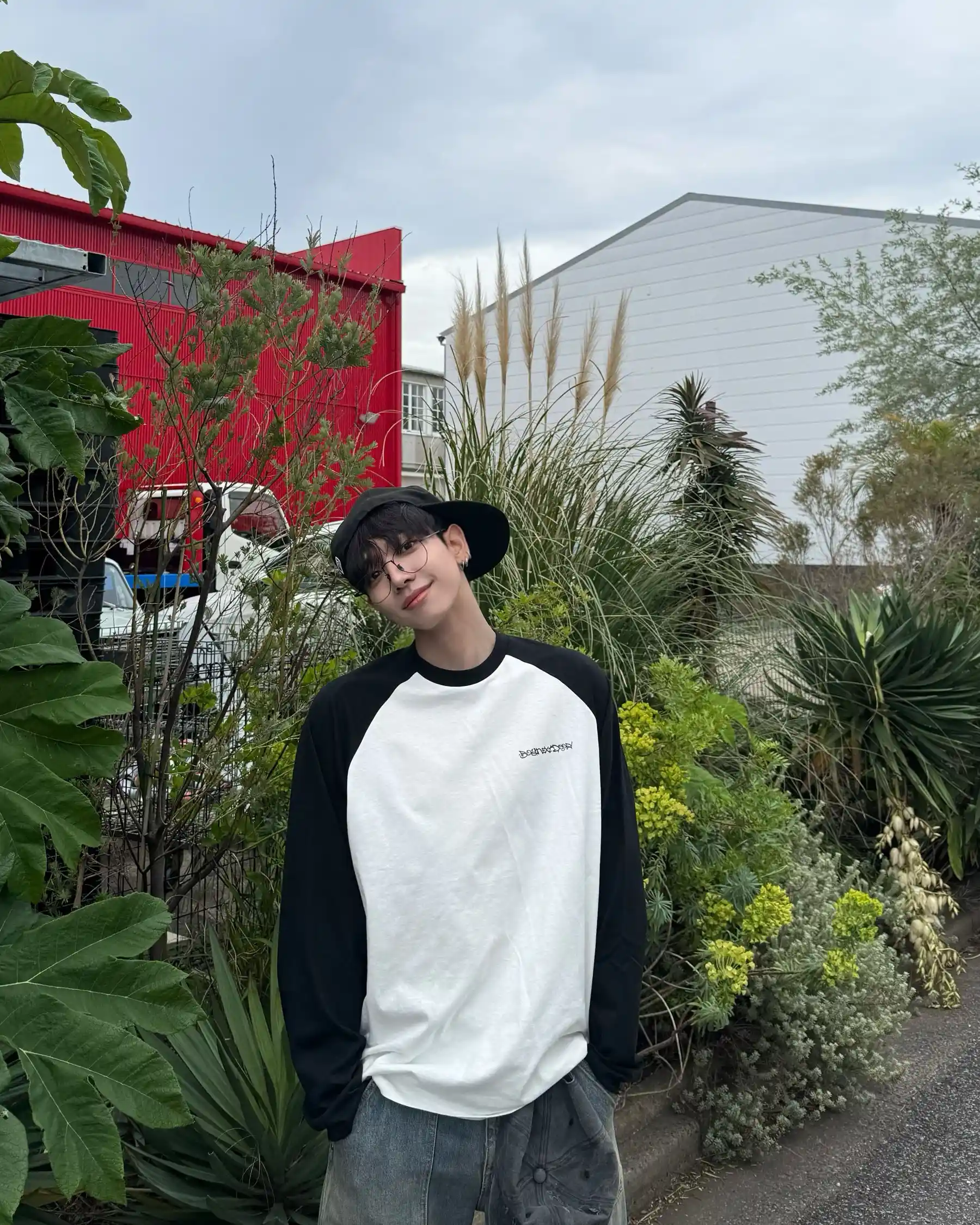 명재현 명왼 명른 뉴 셀피 (6) webp 공유 | 인스티즈