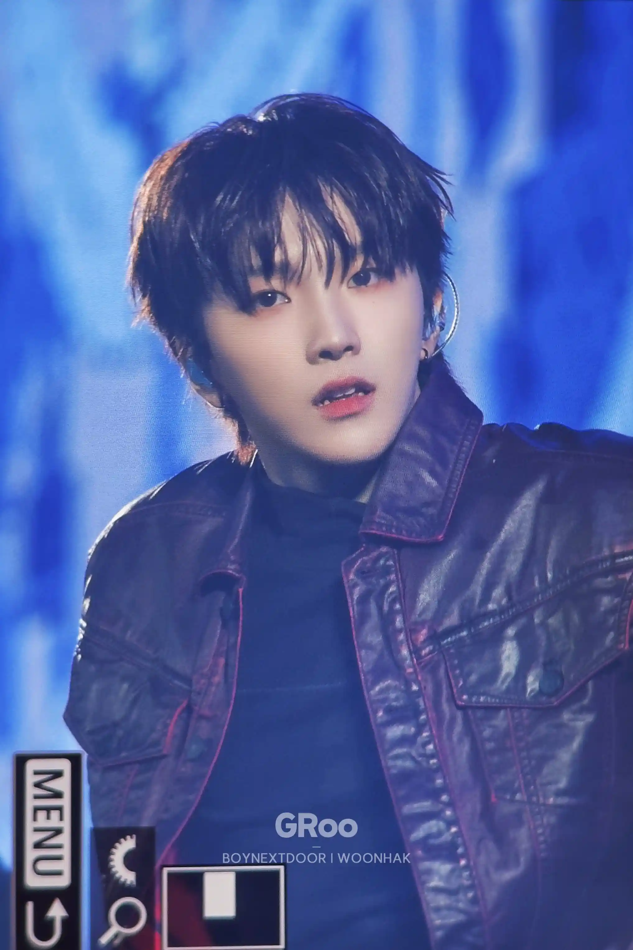 김운학 운왼 운른 프리뷰 고화질 (46) webp 공유 | 인스티즈