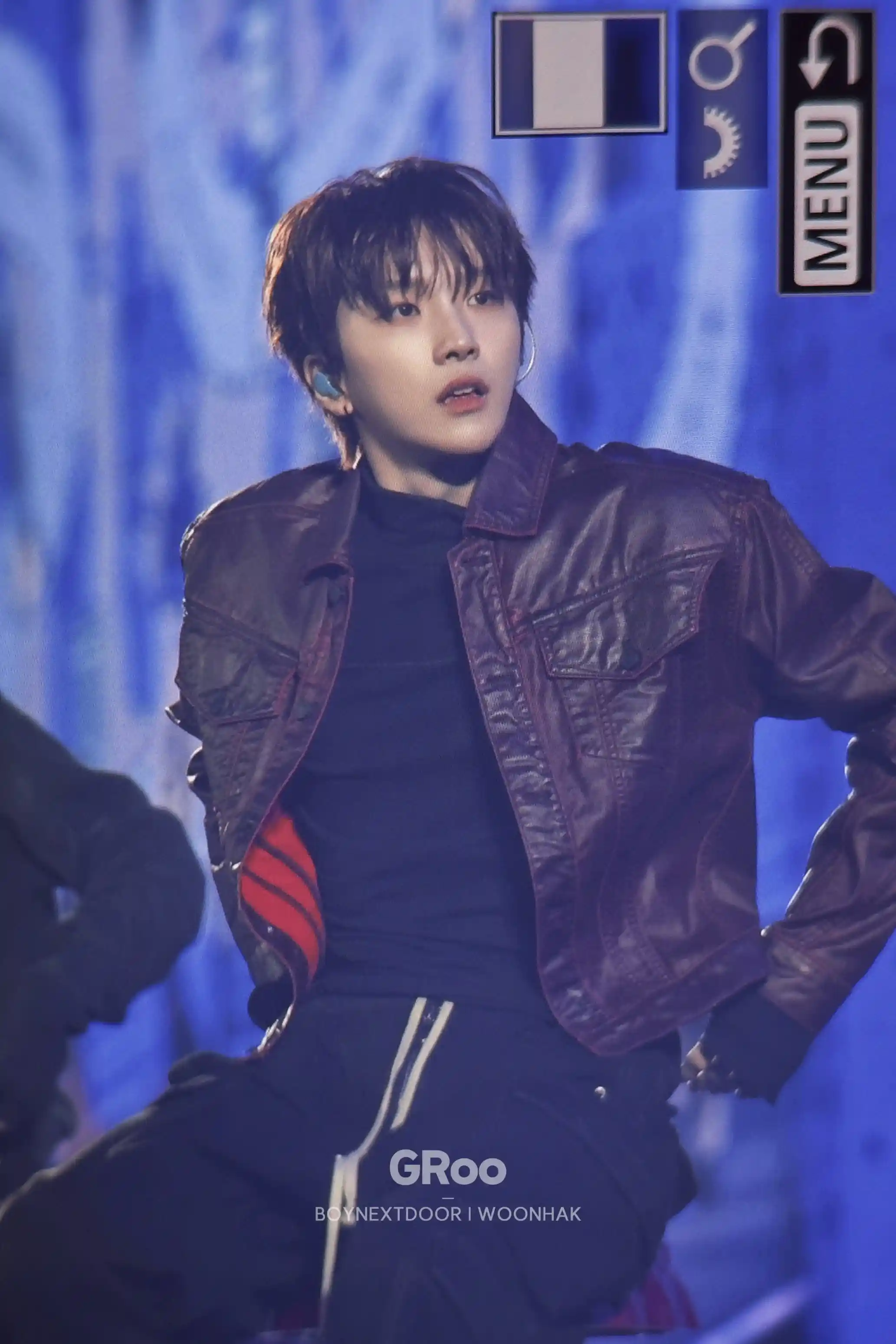 김운학 운왼 운른 프리뷰 고화질 (46) webp 공유 | 인스티즈