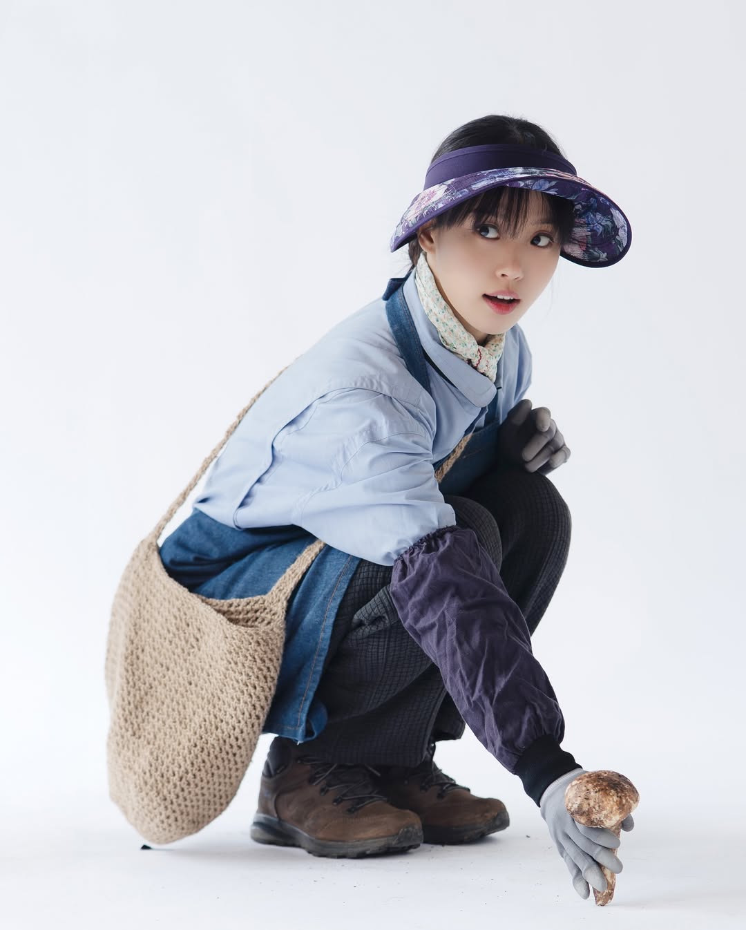짱귀짱예인 고민시 &lt;당신의 맛&gt; 포스터 촬영 비하인드 컷 | 인스티즈
