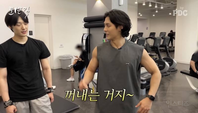 수납형이라는 레전드 힘숨찐 남돌.jpg | 인스티즈