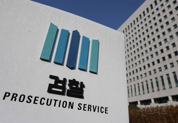  [단독] 여성 옷 색깔까지 기억”...이준석 성접대 추가 증언