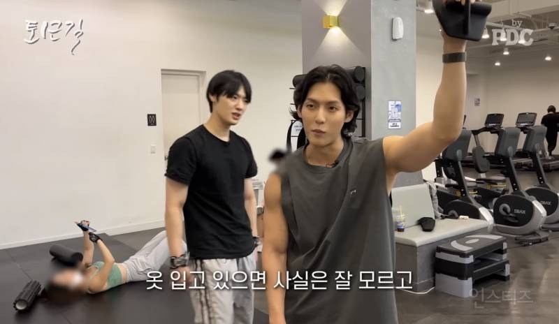 수납형이라는 레전드 힘숨찐 남돌.jpg | 인스티즈