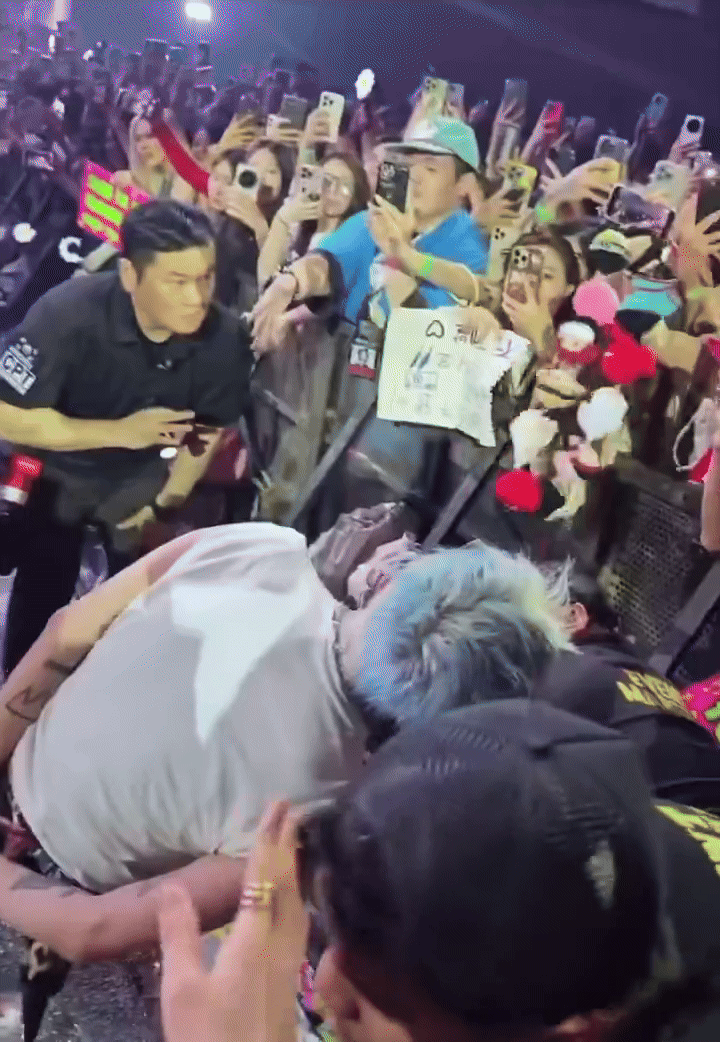 팬이 시집간다고 하자 지디의 𝙈𝙄𝘾𝙃𝙄𝙉 반응..avi | 인스티즈