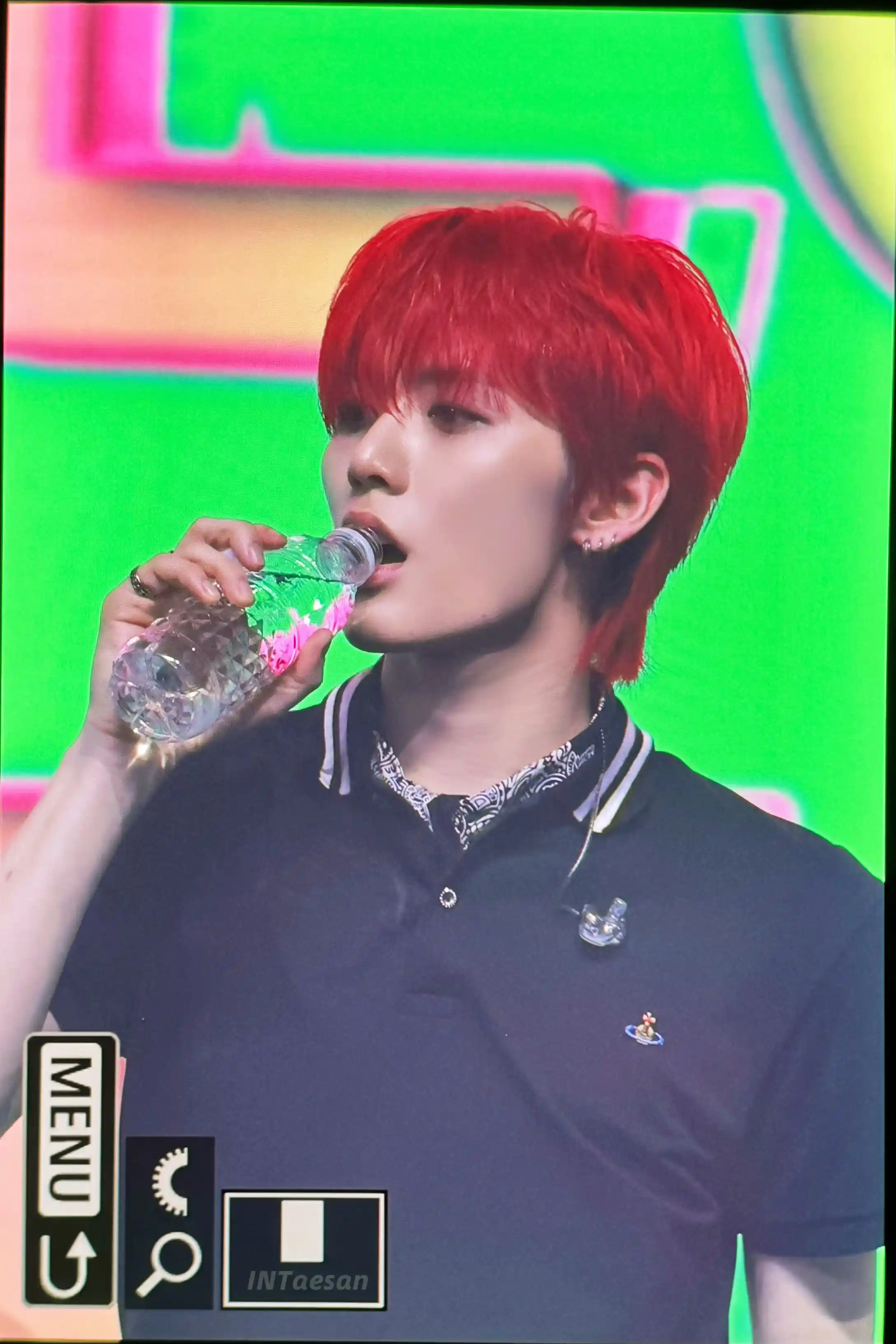 한태산 한동민 탯왼 탯른 프리뷰 (21) webp 공유 얘는 대통령 선거일에 어쩌려고 머리를 빨간색으로 염색했을까 | 인스티즈