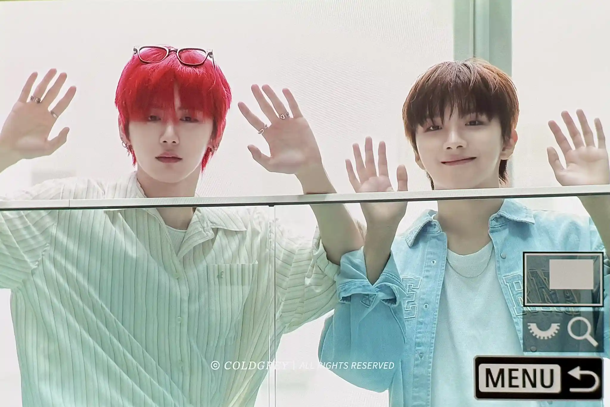 한태산 한동민 탯왼 탯른 프리뷰 (21) webp 공유 얘는 대통령 선거일에 어쩌려고 머리를 빨간색으로 염색했을까 | 인스티즈