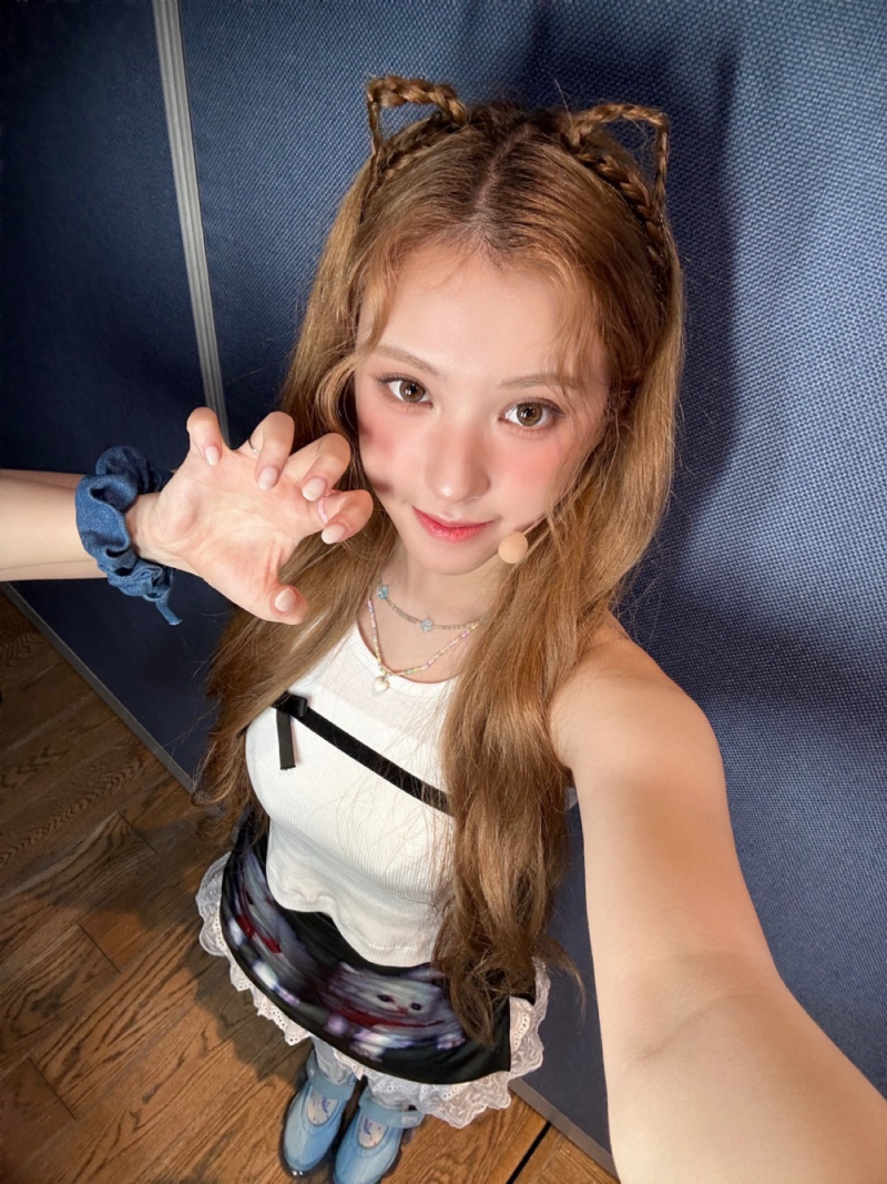 최근 히피펌 스타일링하고 팬들 반응 좋은 신인 여돌 | 인스티즈