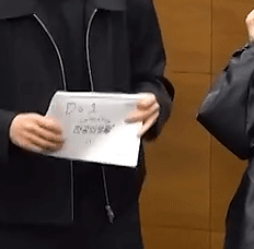 [잡담] 언슬전 대본리딩 때 구도원 다급하게 대본표지 가리는 거 | 인스티즈