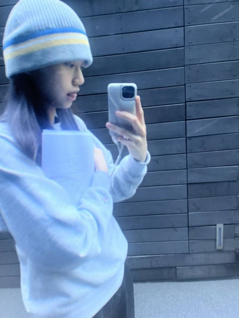  요즘 분위기 더생긴 김도연 근황.jpg