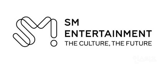  SM, 82메이저 소속사에 지분 투자…3.0 멀티레이블 전략 확장