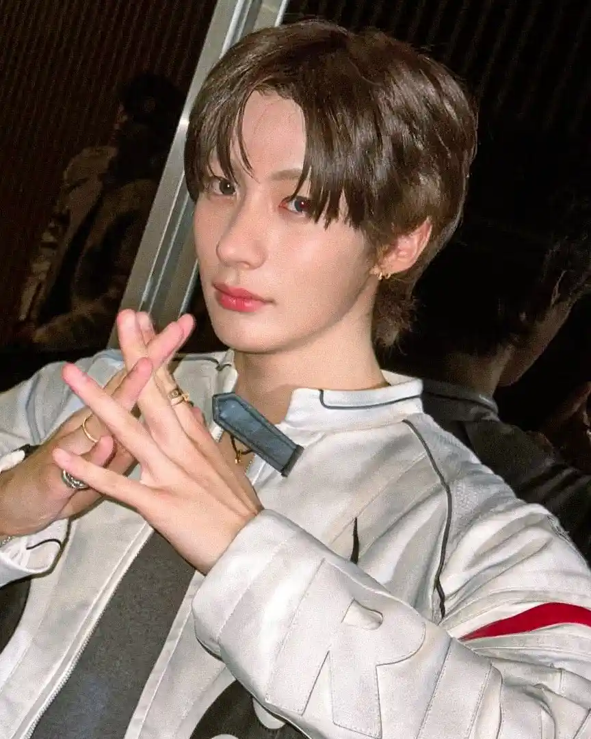 크오 하자고 조르고 싶네요 이찬영 톤왼 톤른 고화질 프리뷰 영통팬싸 (17) webp 공유 | 인스티즈