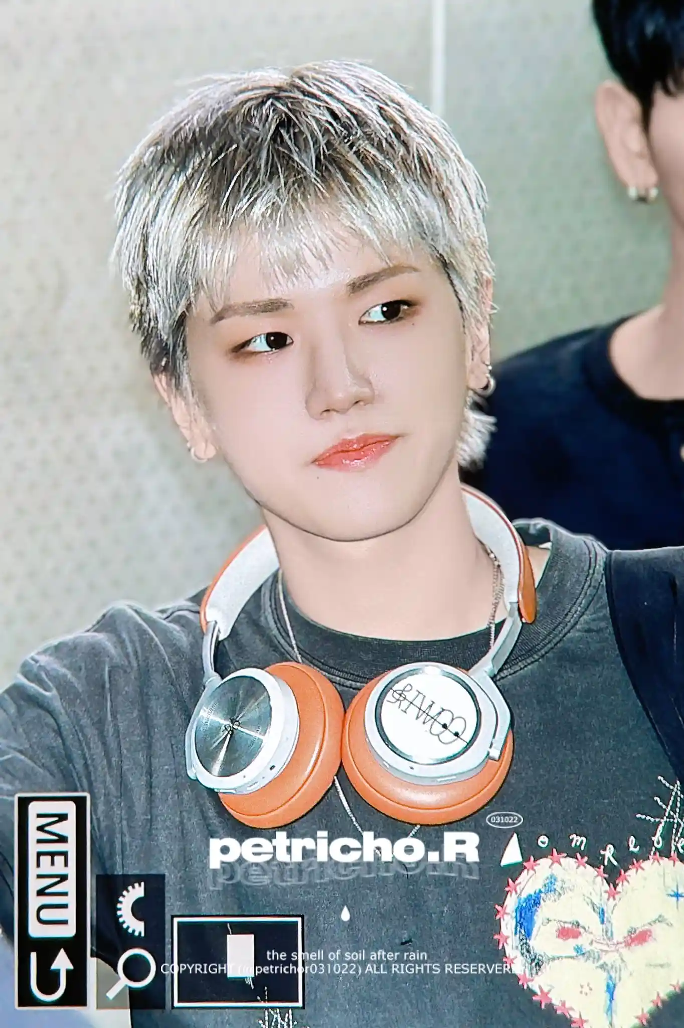 이상혁 이리우 링왼 링른 프리뷰 고화질 (60) webp 공유 가끔 그런 생각이 들 때가 있어요 이렇게까지 멤놀깔을 안 주면 우리 상혁이는 무슨 낙으로 멤놀을 하나 | 인스티즈