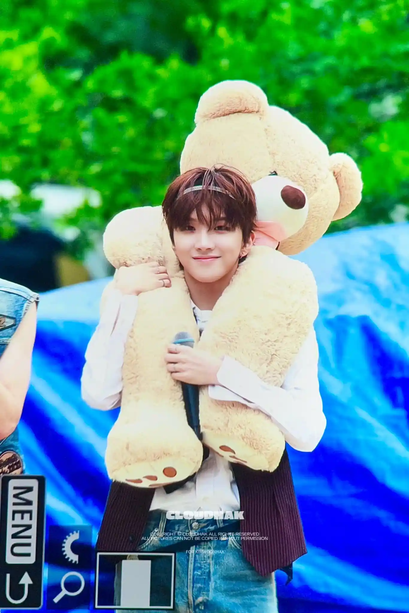 김운학 운왼 운른 프리뷰 고화질 남찍사 (66) webp 공유 | 인스티즈