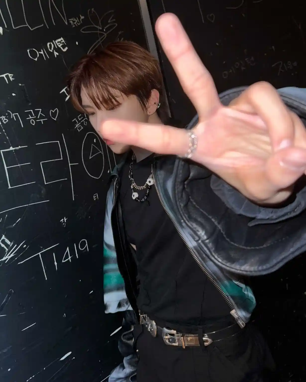 김운학 운왼 운른 프리뷰 고화질 남찍사 (66) webp 공유 | 인스티즈