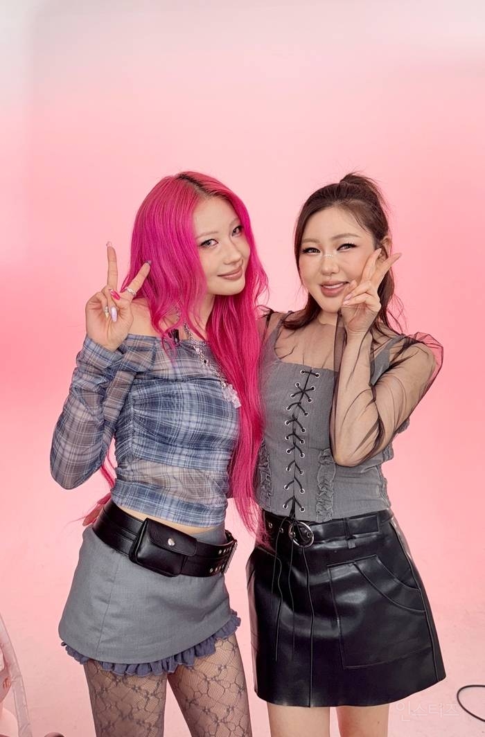  &apos;트롯 여제→MZ아이돌&apos; 송가인, 이사배 손길에 &apos;완벽 변신&apos;4
