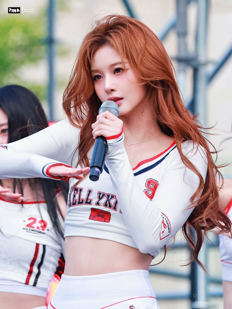 팬들 사이에도 의견갈린다는 대학축제 엔믹스 설윤 비주얼…jpg | 인스티즈