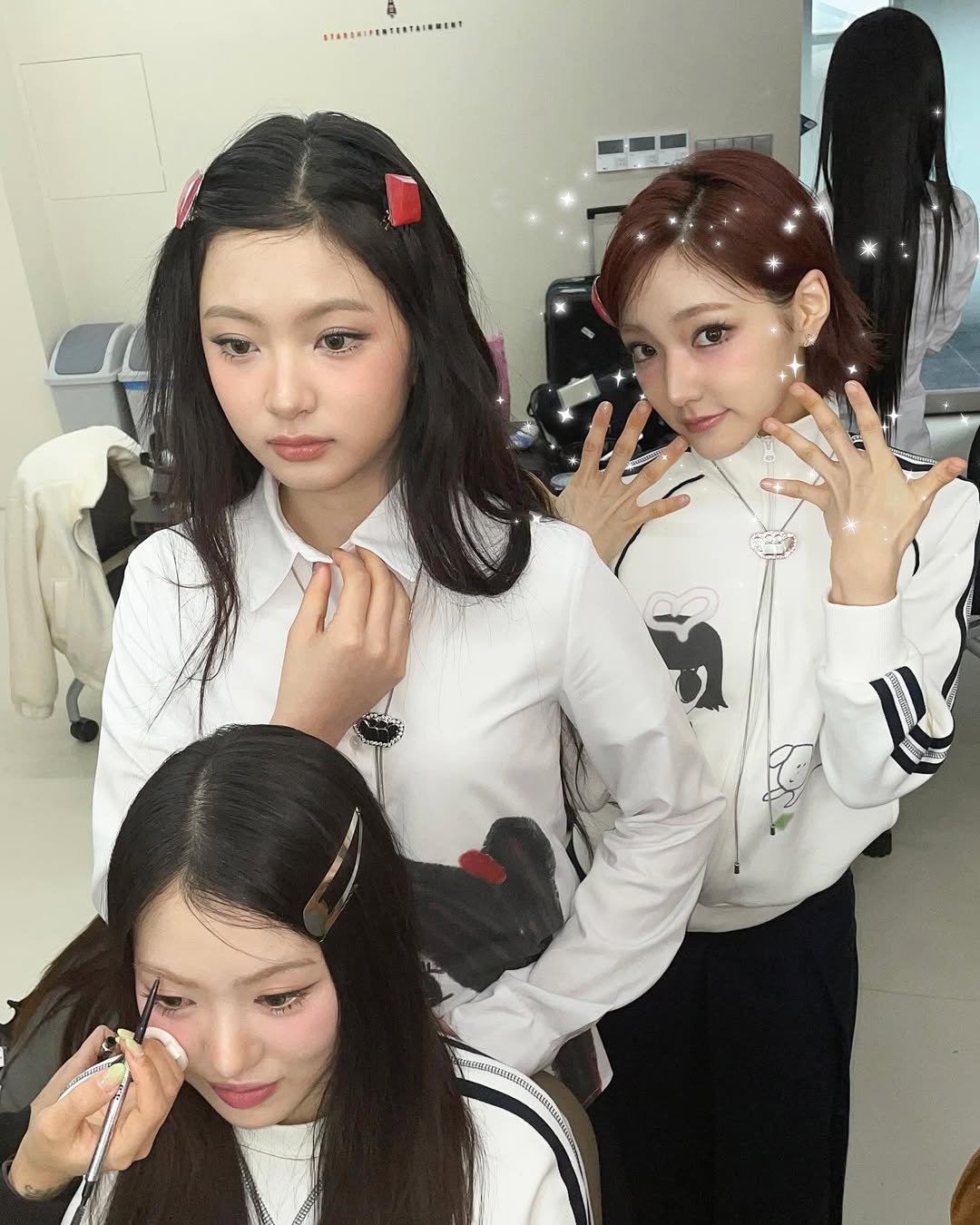 인스타 꾸미기에 진심인 듯한 아이돌 공식 계정들.jpg | 인스티즈