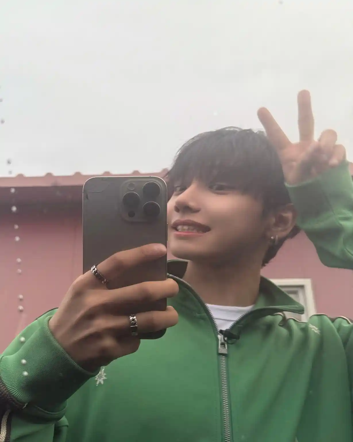 보이넥스트도어 2 주년이래요 명재현 명왼 명른 셀카 (2) webp 깔 좋아요 오늘 | 인스티즈