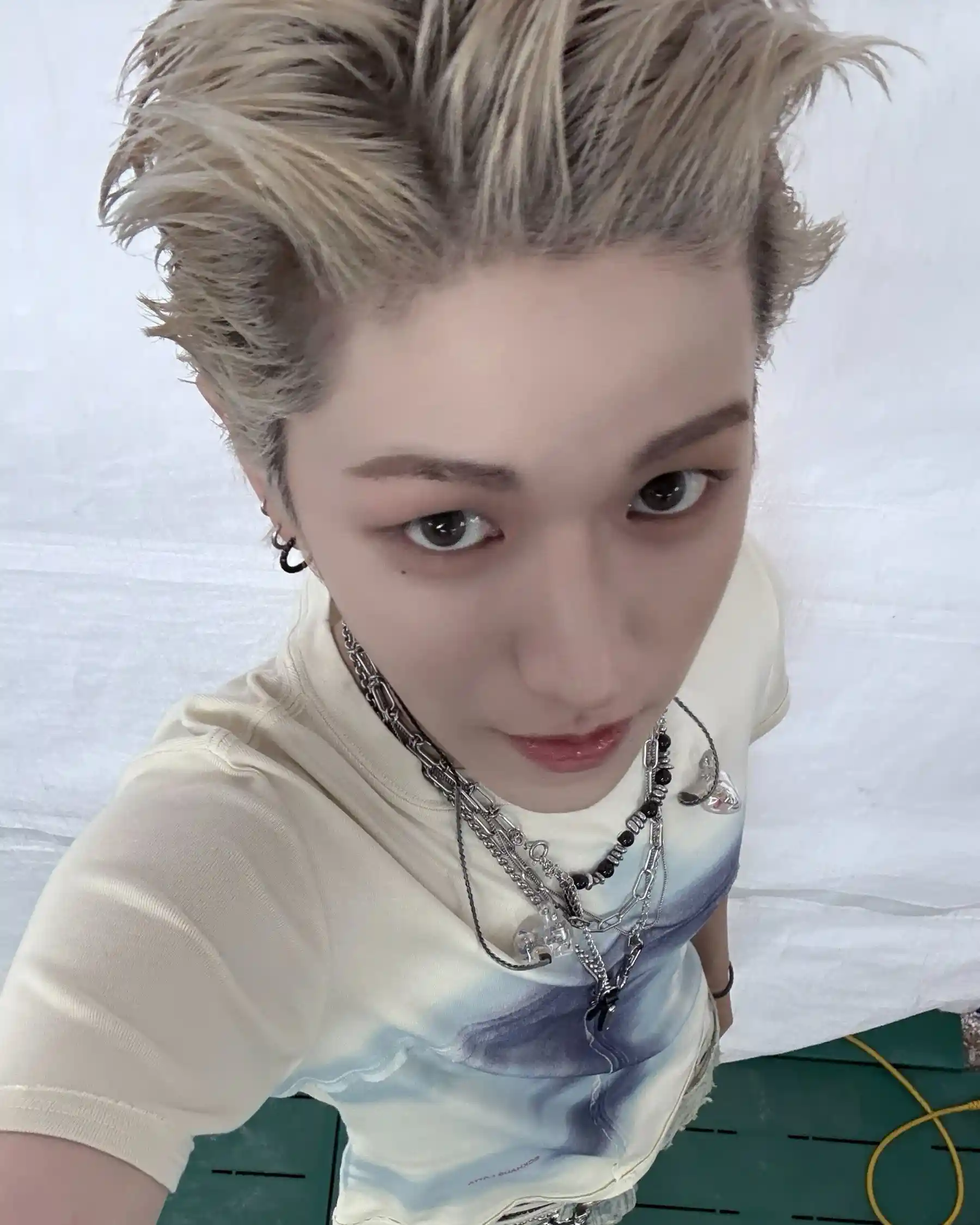 이상혁 이리우 링왼 링른 깔 좋은 셀카 (4) webp 공유 | 인스티즈