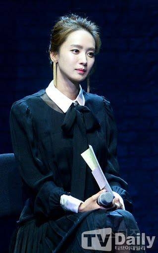  ??? : 시대를 잘 만나서 뜬 거지 지금 아이돌로 데뷔했으면 난 이름도 안 알려졌..