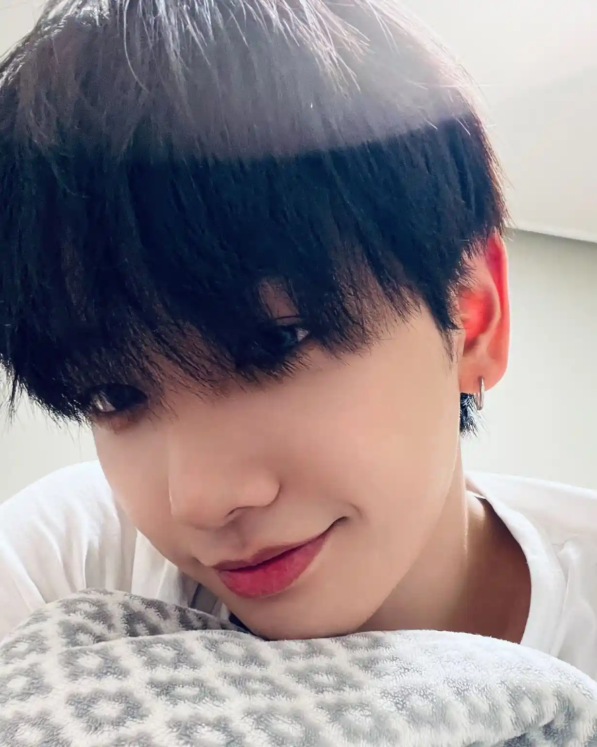 명재현 명왼 명른 뉴 셀카 포함 (9) webp 공유 | 인스티즈