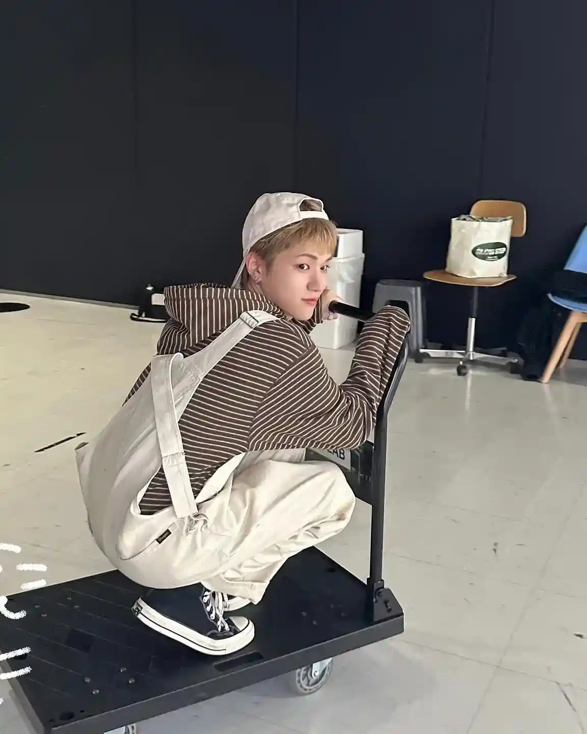 이리우너라 리우야 노올자 이리우 이상혁 링왼 링른 고화질 프리뷰 남찍사 (34) webp 공유 | 인스티즈