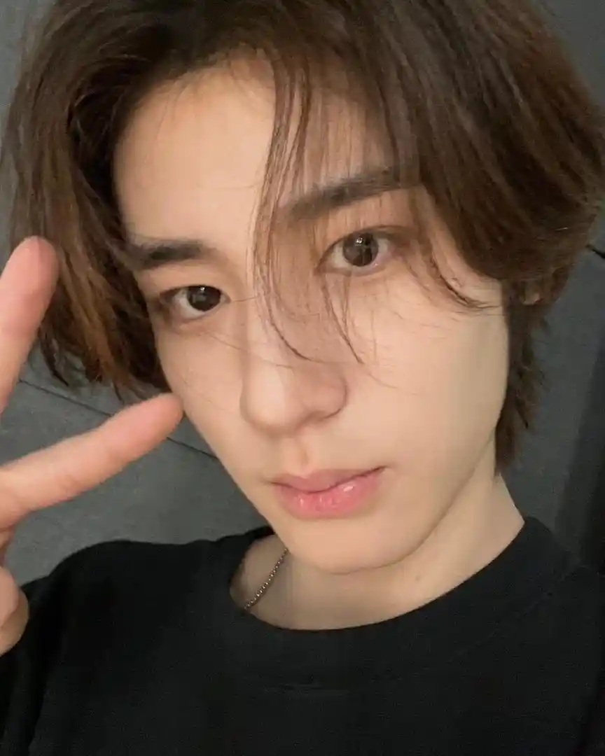 이한아 햔탯 할 때 요긴하게 써 김이한 김동현 햔왼 햔른 뉴 셀카 (2) webp 공유 | 인스티즈