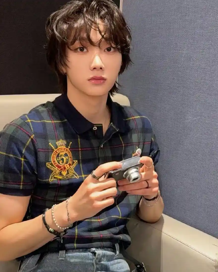 박성호 호왼 호른 남찍사 (1) webp + 고화질 프리뷰 (21) webp 공유 | 인스티즈