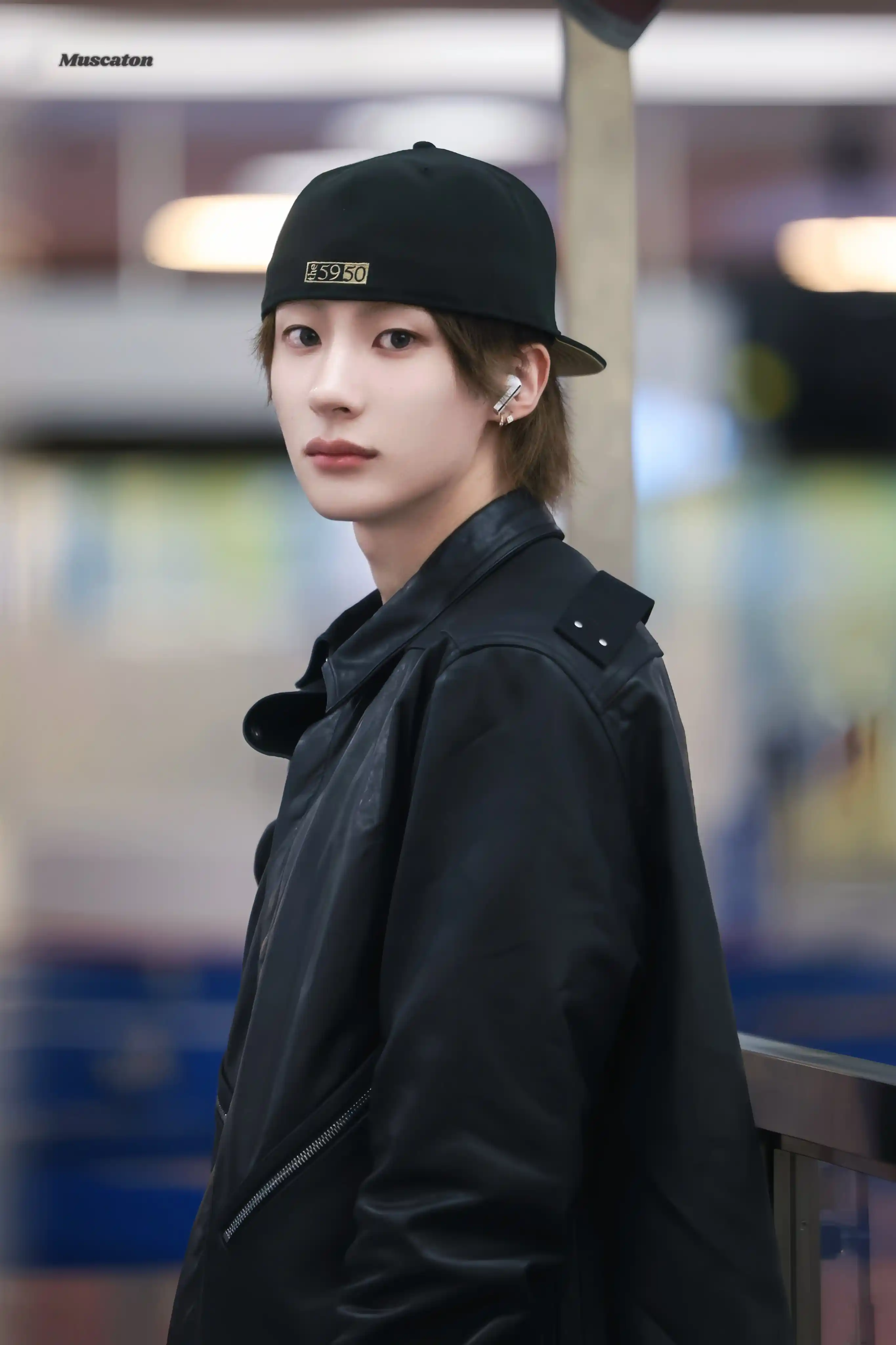 이찬영 톤왼 톤른 프리뷰 공항 남찍사 고화질 (28) webp 공유 | 인스티즈