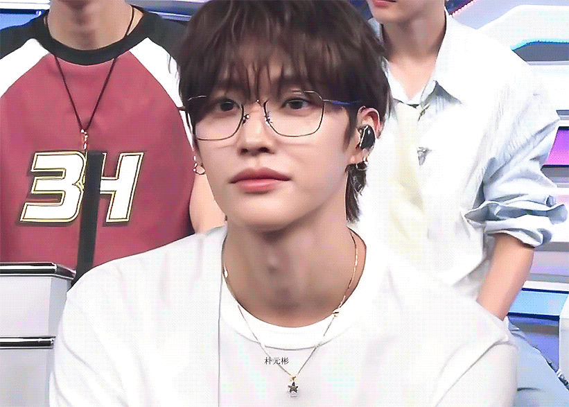 [잡담] 나 진짜 원빈이 갈발 시절이 젤 최애야 너무너무 예뻤어 | 인스티즈